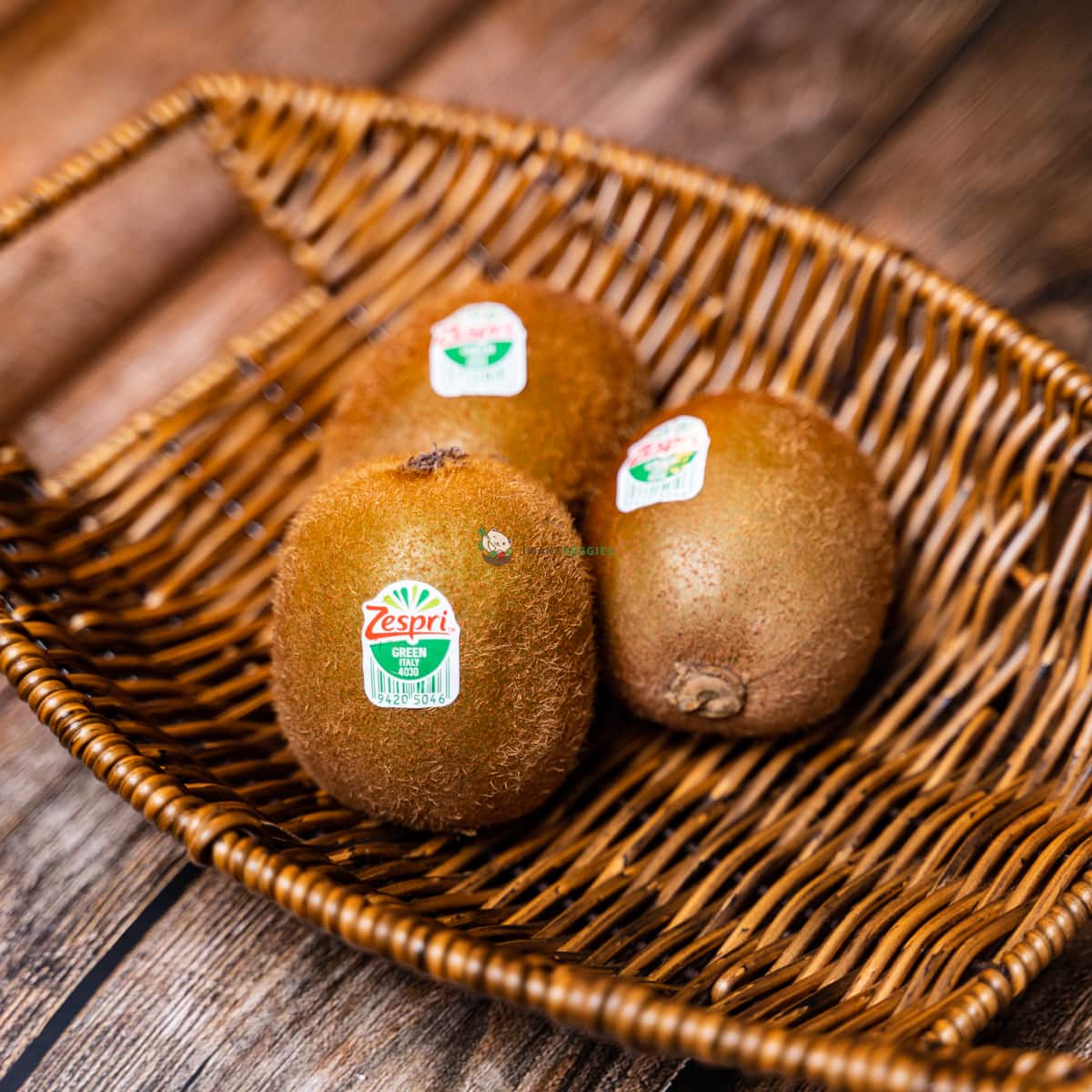 zespri green kwifruit are very fresh and sweet